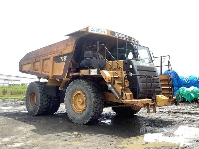 CAT 773F Terrængående lastbiler