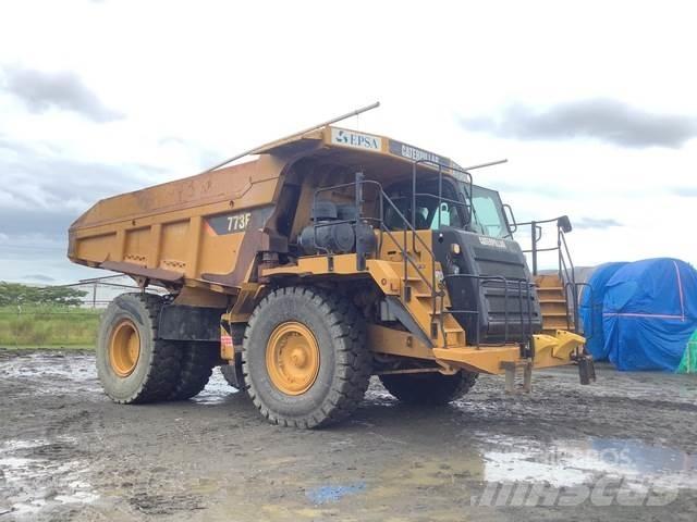 CAT 773F Terrængående lastbiler