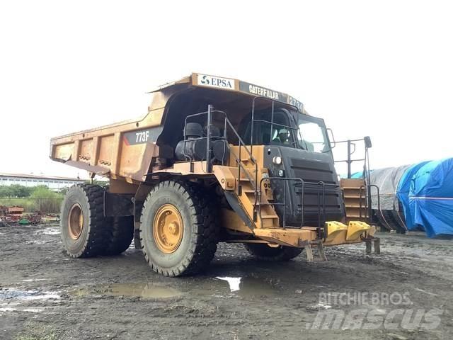 CAT 773F Terrængående lastbiler