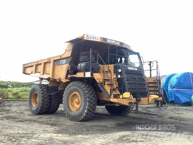 CAT 773F Terrængående lastbiler