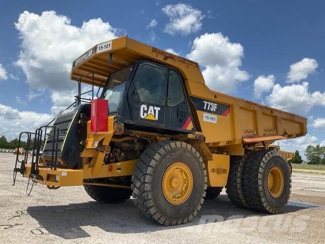 CAT 773F Terrængående lastbiler