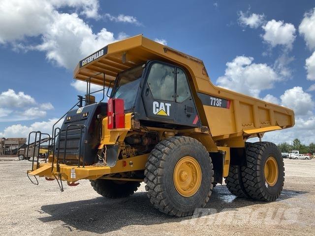 CAT 773F Terrængående lastbiler