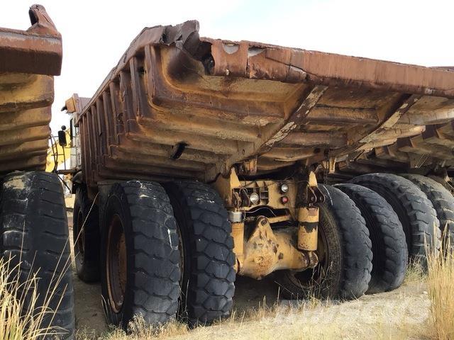 CAT 777 Terrængående lastbiler