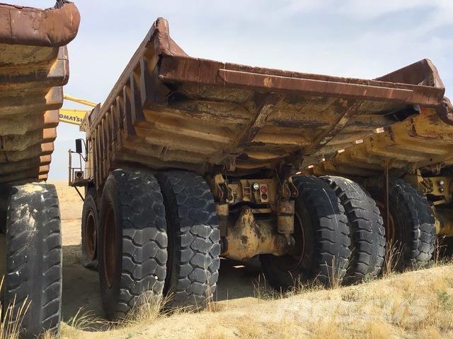 CAT 777 Terrængående lastbiler