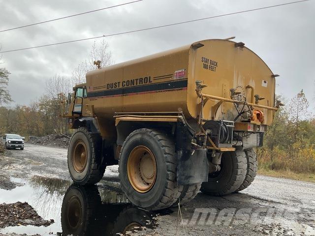 CAT 777B Tankvogne - vand