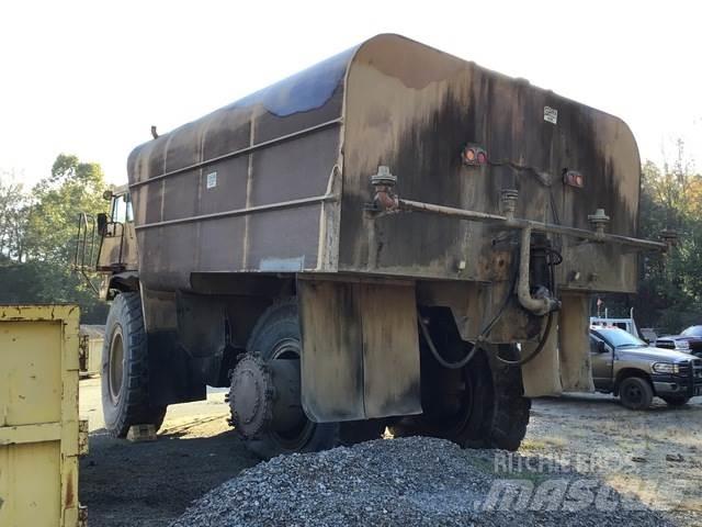 CAT 777C Tankvogne - vand