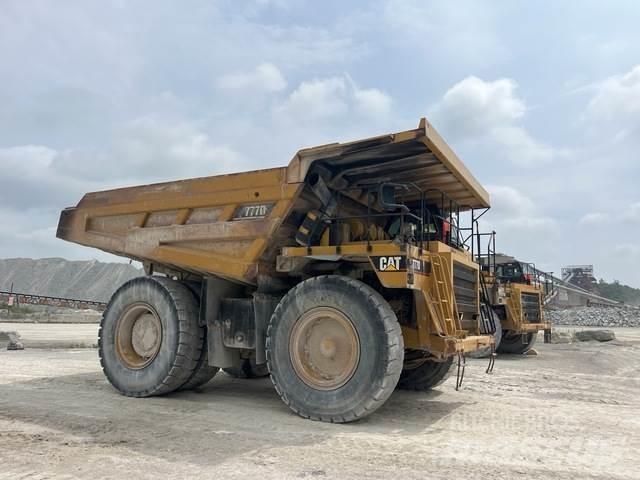 CAT 777D Terrængående lastbiler