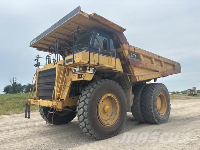 CAT 777D Terrængående lastbiler