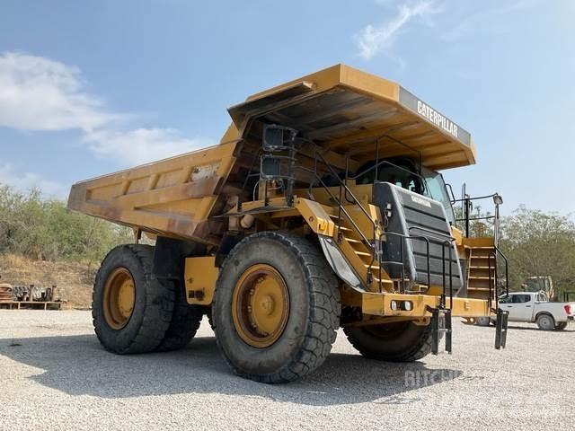 CAT 777F Terrængående lastbiler
