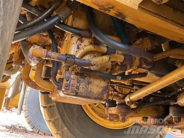 CAT 777G Terrængående lastbiler