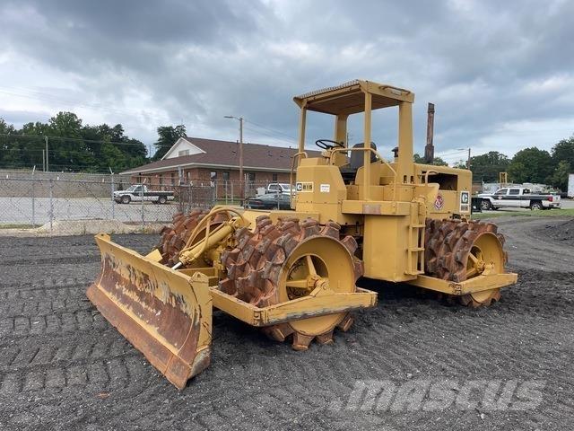 CAT 815 Jordvibrationstromler
