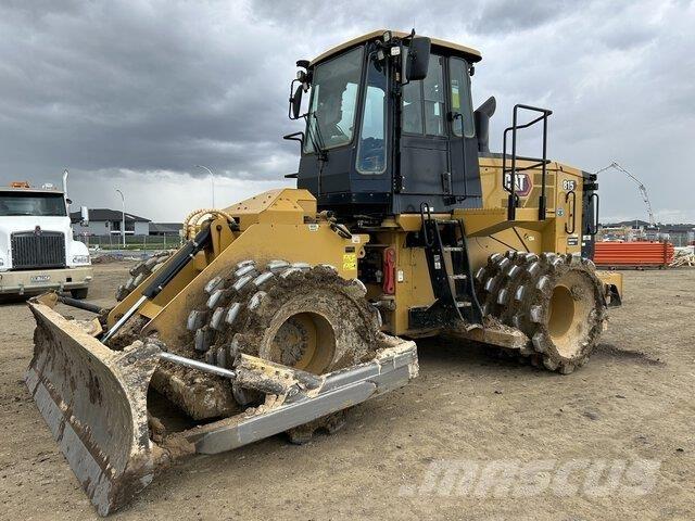CAT 815 Jordvibrationstromler