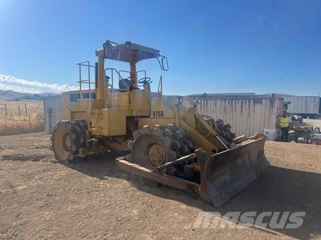CAT 815B Jordvibrationstromler