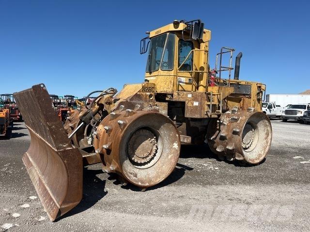 CAT 826 C Jordvibrationstromler