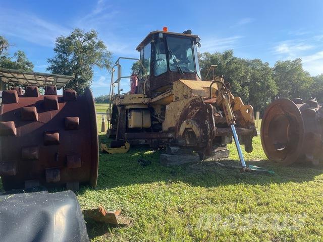 CAT 826G Jordvibrationstromler