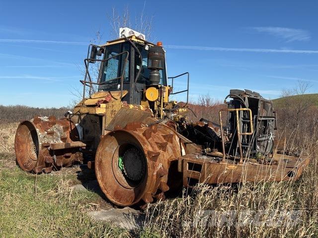 CAT 826G Jordvibrationstromler