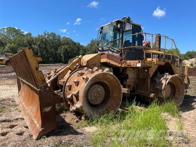 CAT 826H Jordvibrationstromler