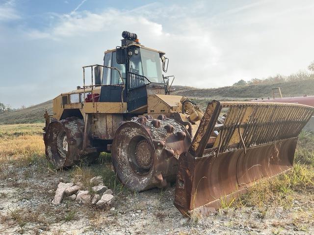 CAT 826H Jordvibrationstromler