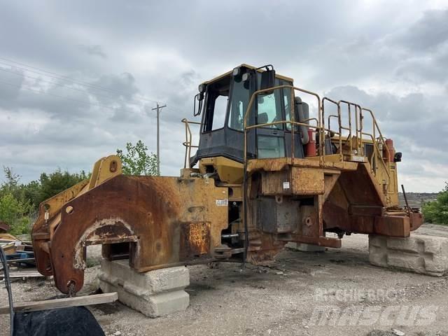 CAT 836G Jordvibrationstromler