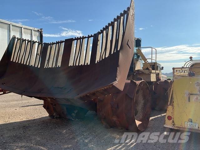 CAT 836G Jordvibrationstromler