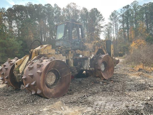 CAT 836G Jordvibrationstromler
