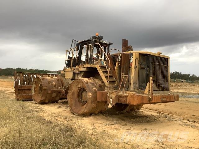 CAT 836H Jordvibrationstromler