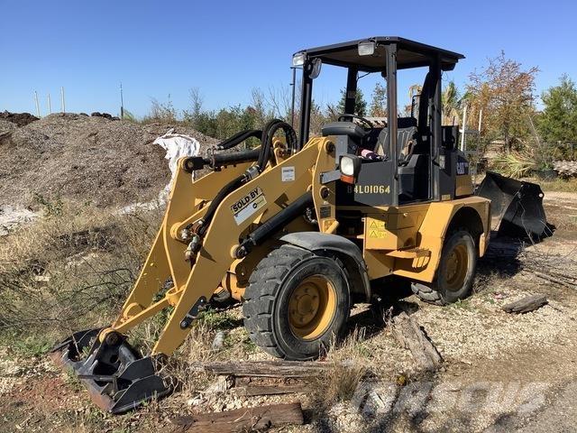 CAT 904B Læssemaskiner på hjul