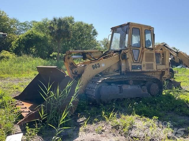 CAT 963 Larvebåndslæssere
