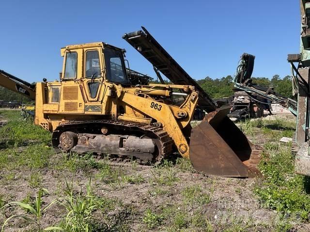 CAT 963 Larvebåndslæssere
