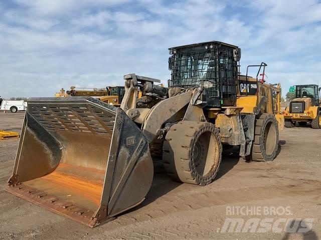CAT 966M Læssemaskiner på hjul