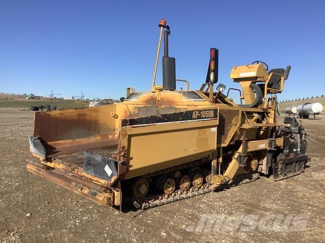 CAT AP-1050B Asfaltudlæggere
