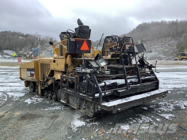 CAT AP1055D Asfaltudlæggere