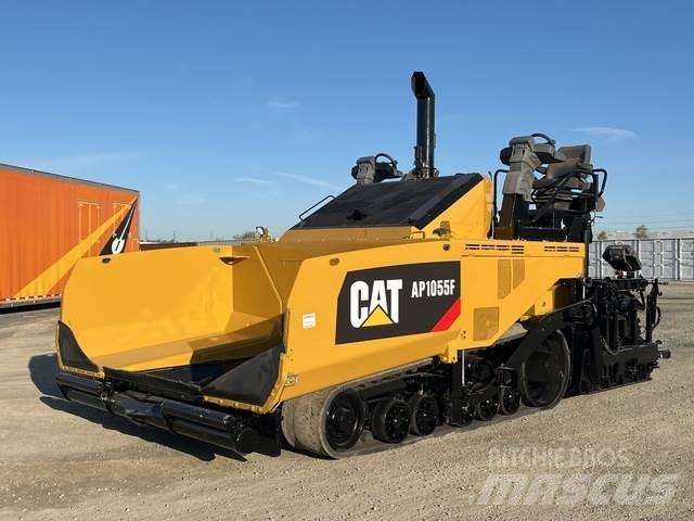 CAT AP1055F Asfaltudlæggere