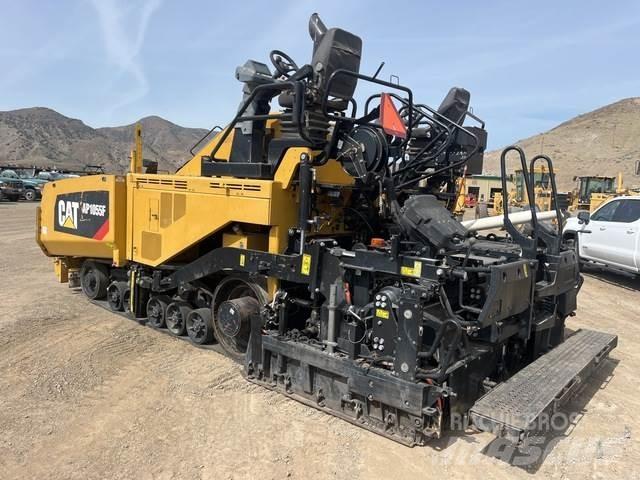 CAT AP1055F Asfaltudlæggere