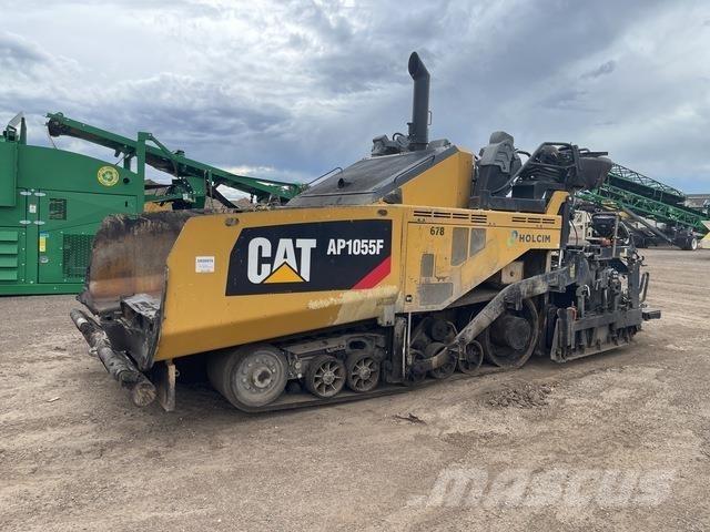CAT AP1055F Asfaltudlæggere