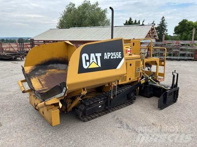 CAT AP255E Asfaltudlæggere