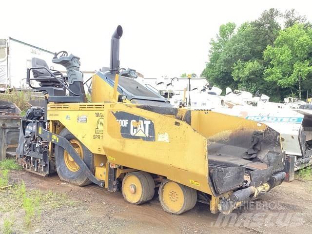 CAT AP600F Asfaltudlæggere