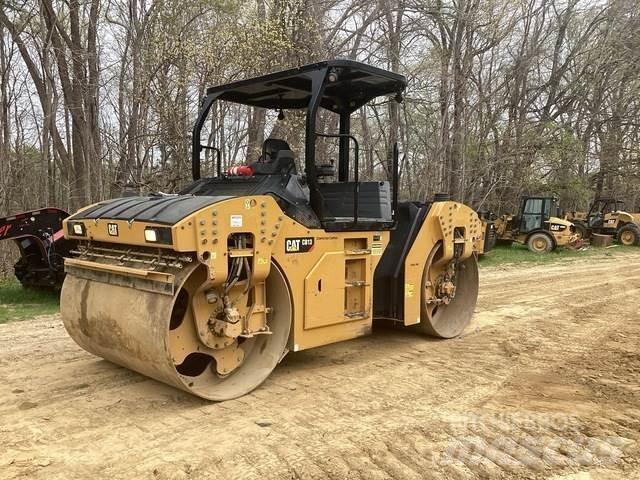 CAT CB13 Tvilling tromle