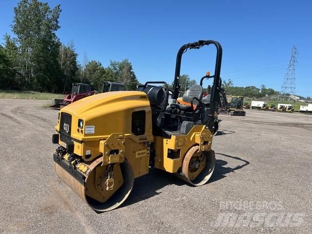 CAT CB2.7 Tvilling tromle
