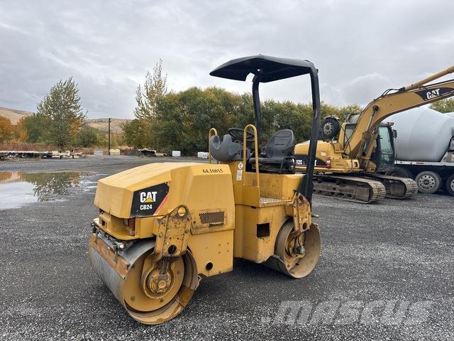 CAT CB24 Tvilling tromle