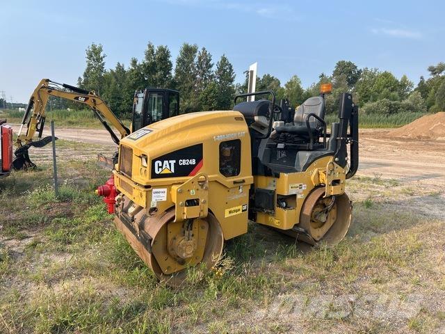 CAT CB24B Tvilling tromle