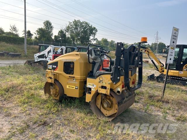 CAT CB24B Tvilling tromle