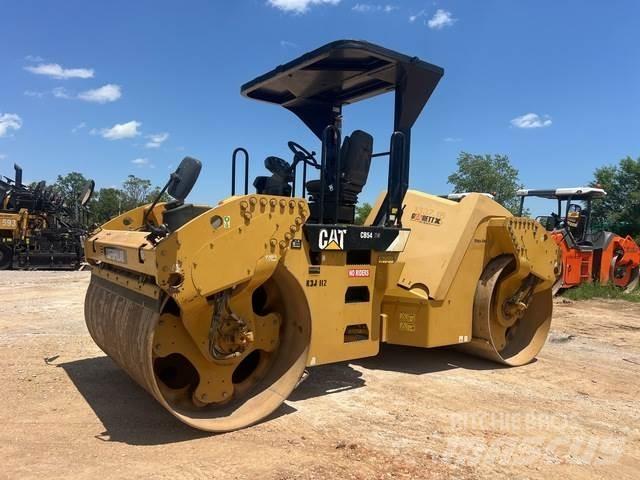 CAT CB54 XW Tvilling tromle