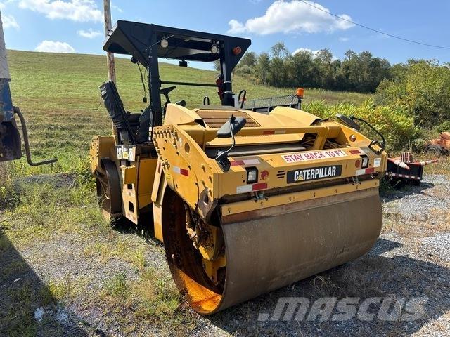 CAT CB54 XW Tvilling tromle