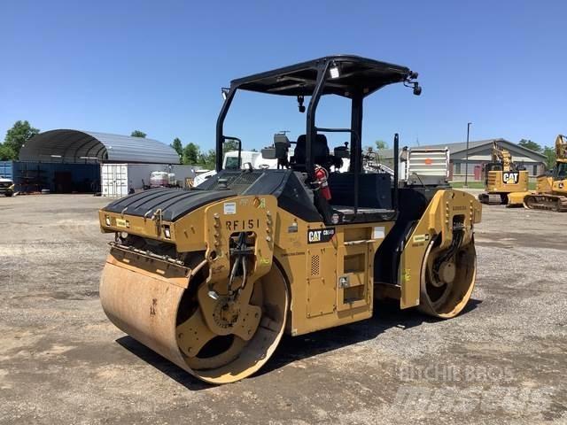 CAT CB54B Tvilling tromle