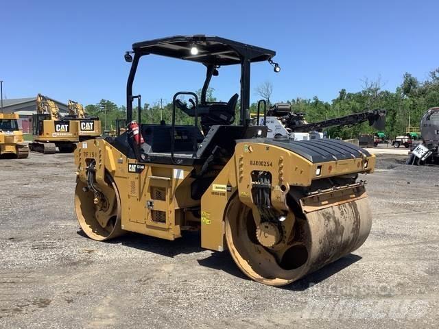 CAT CB54B Tvilling tromle