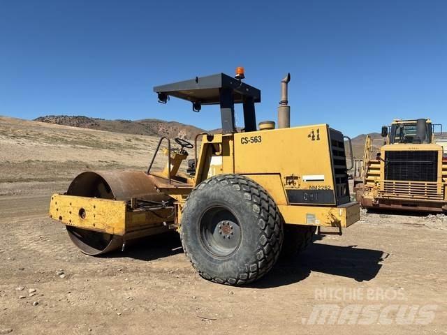CAT CS-563 Enkelt tromle