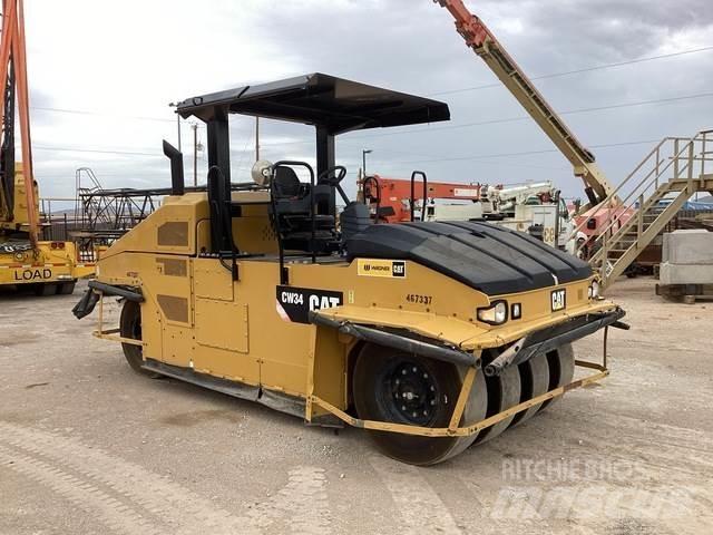 CAT CW34 Tromle med luftdæk