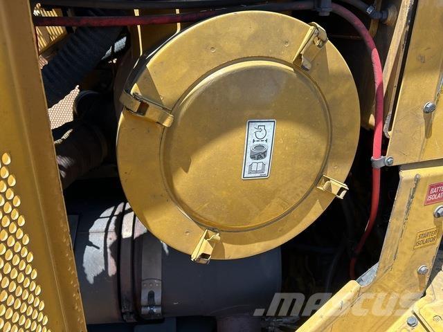 CAT D11T Bulldozer på larvebånd