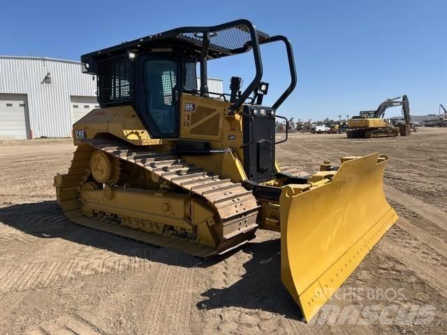 CAT D5 Bulldozer på larvebånd